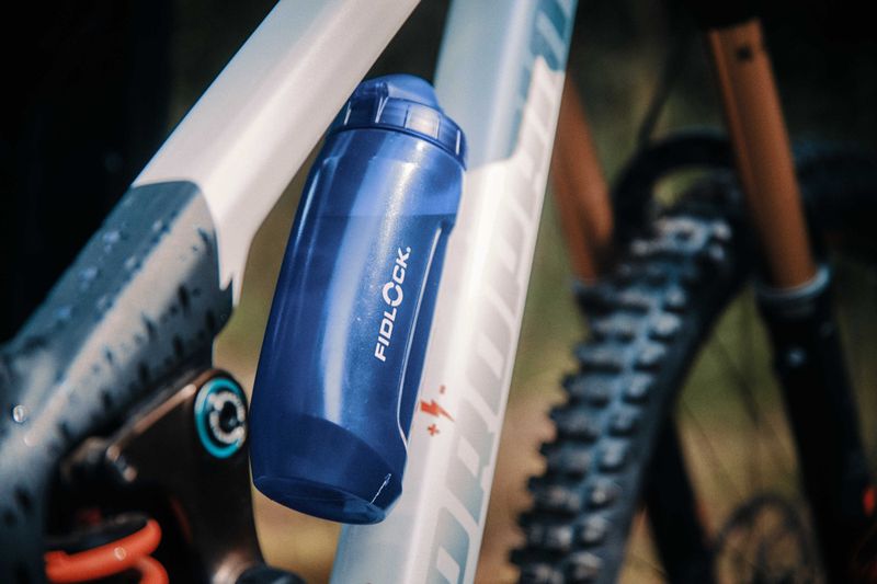 Fidlock TWIST Drikkeflaske 590ml + Sykkelbase