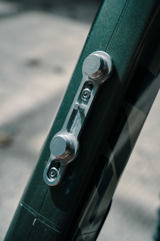 Fidlock TWIST Sykkelbase 10 ÅRS JUBILEUMSFESTE I ALUMINIUM